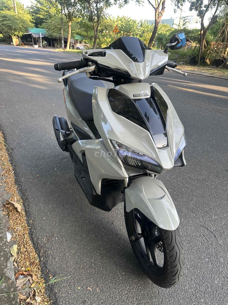 Honda Air Blade 2017 - ảnh 3