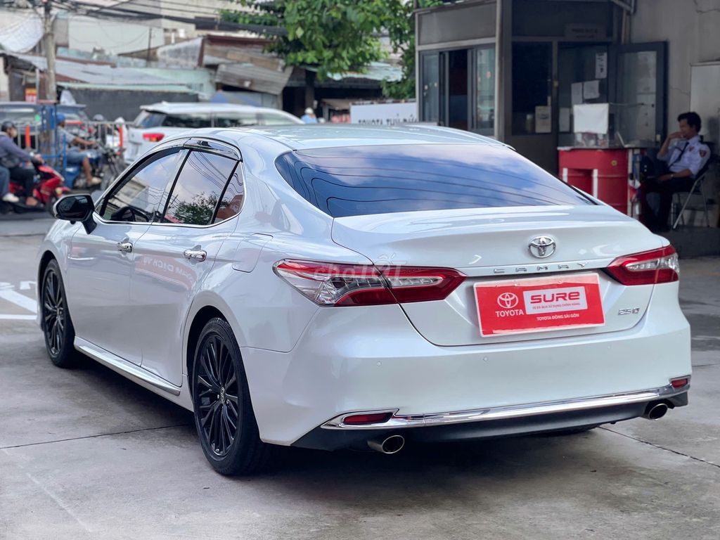 Toyota Camry 2.5Q 2020 - ảnh 5