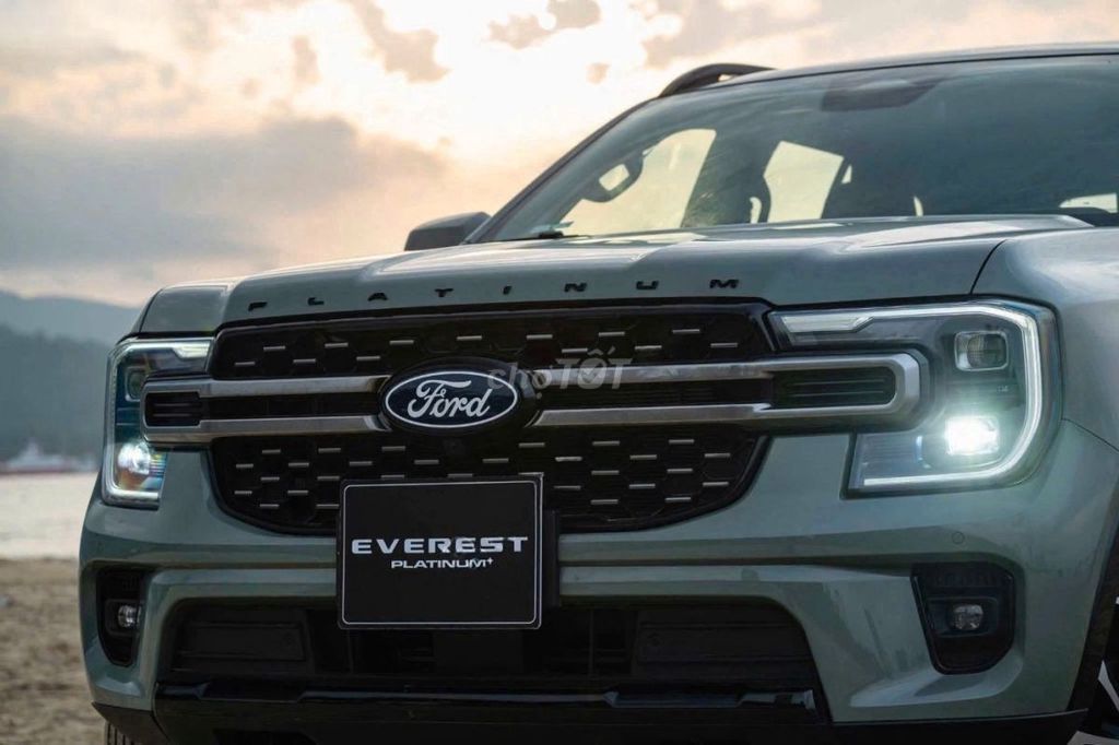 Ford Everest Platinum+ 2.3L 4x4 AT 2026 - ảnh 2