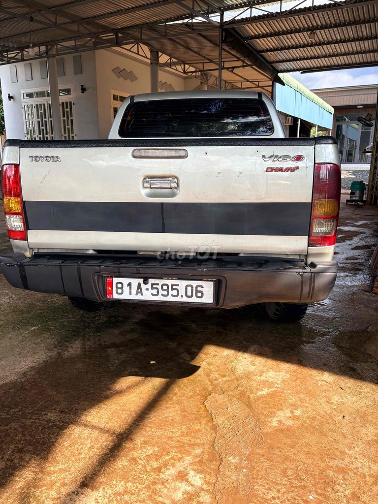 Toyota Hilux 2009 - ảnh 4