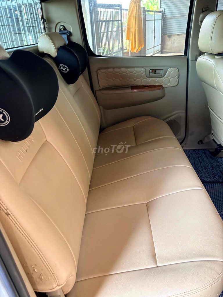 Toyota Hilux 2009 - ảnh 5