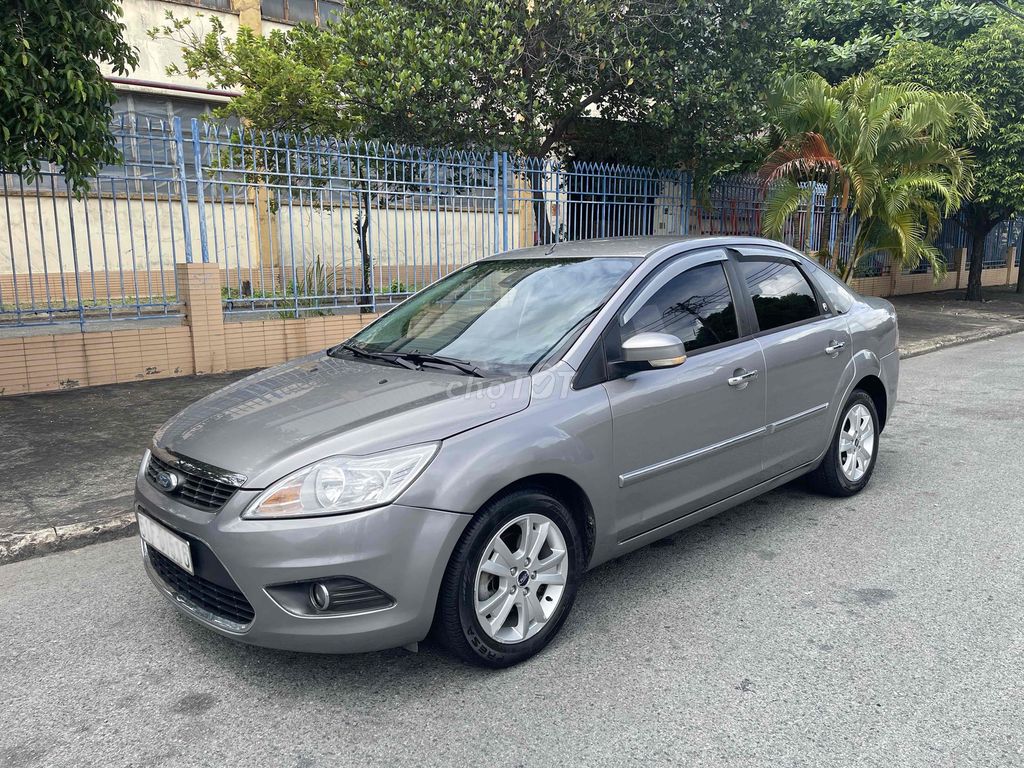 Ford Focus 2011 - ảnh 3