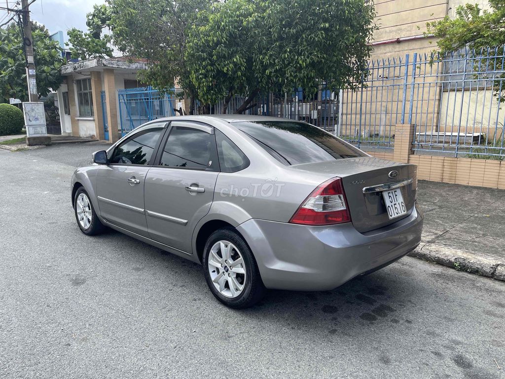 Ford Focus 2011 - ảnh 5