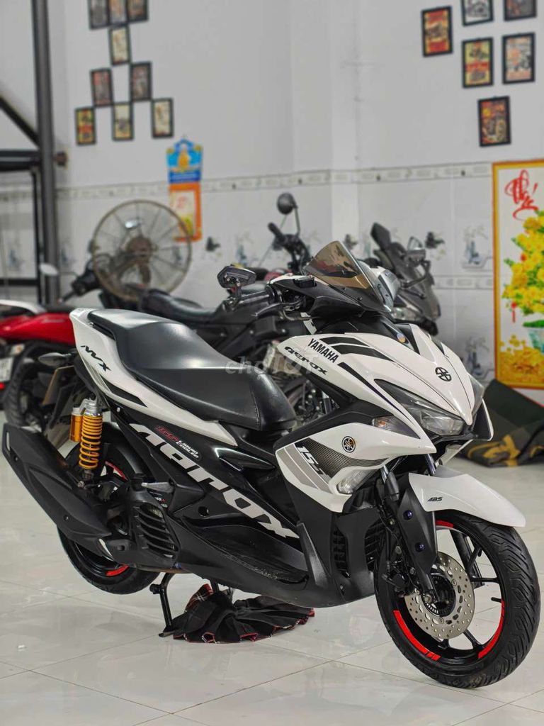 Yamaha NVX 2017 - ảnh 2