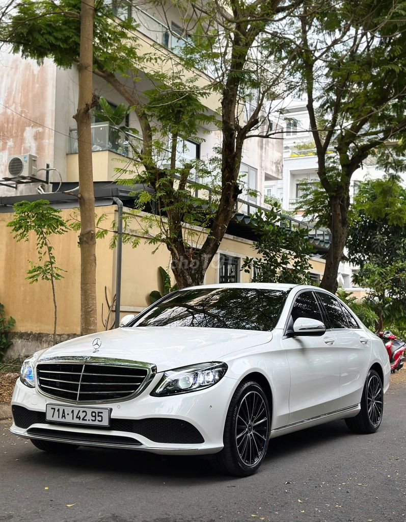 Mercedes-Benz 2021 - ảnh 3