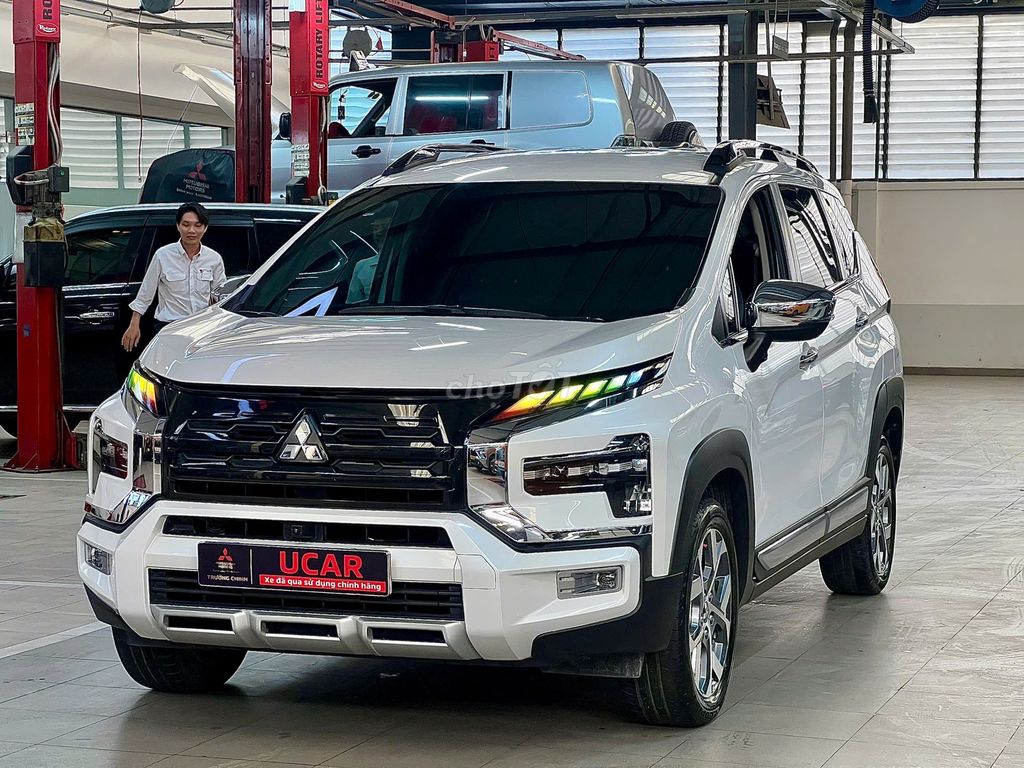 Mitsubishi Xpander Cross 2023 - ảnh 1