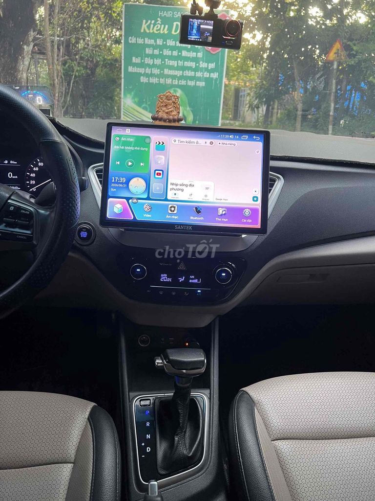 Hyundai Accent 2018 - ảnh 1