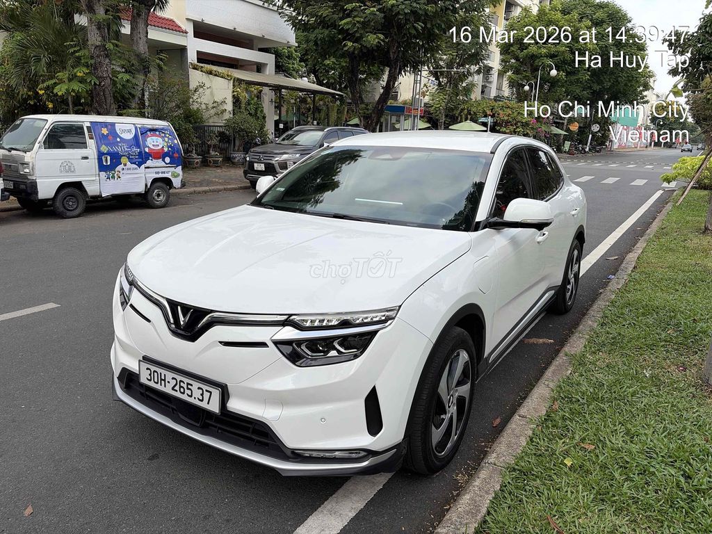 VinFast VF8 Eco 2023 - ảnh 4