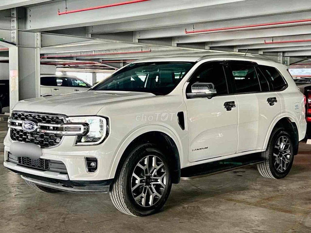 Ford Everest 2024 - ảnh 2