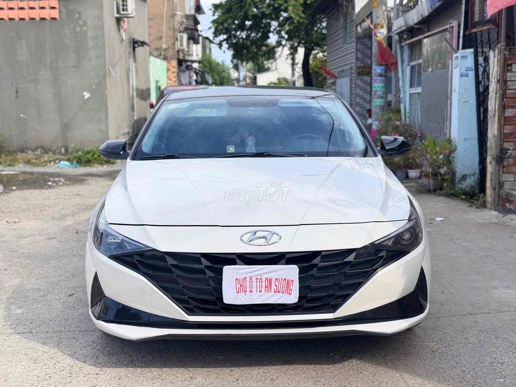 Hyundai Elantra 2022 - ảnh 1