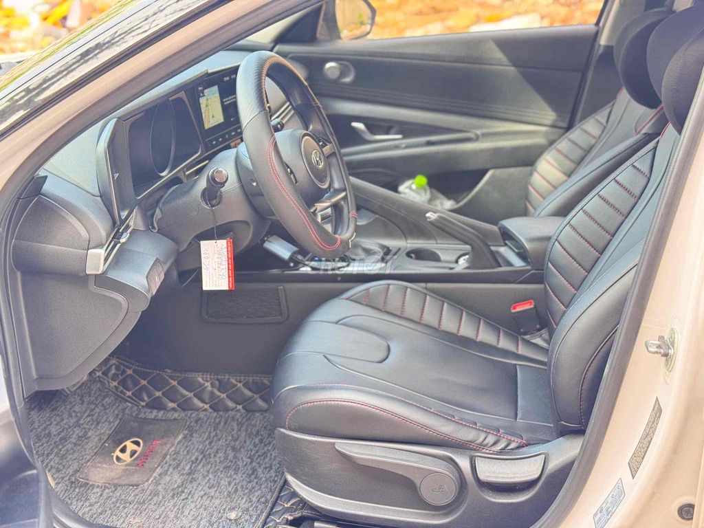 Hyundai Elantra 2022 - ảnh 4