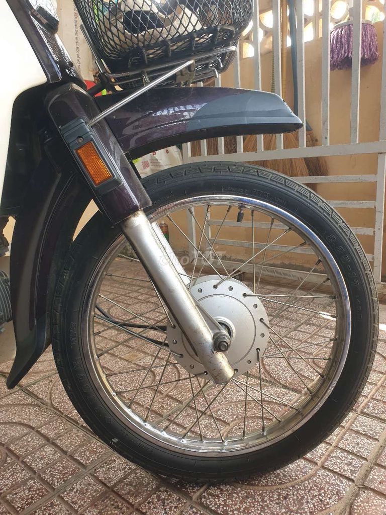 Honda Dream 2001 - ảnh 4
