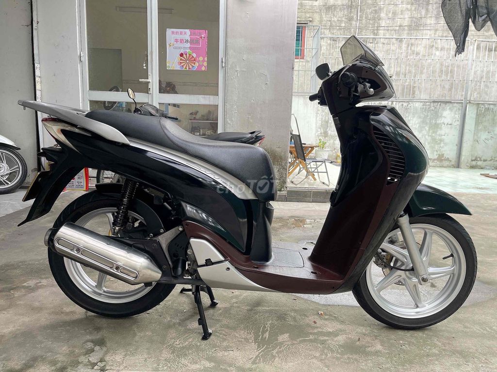 Honda 2010 - ảnh 2