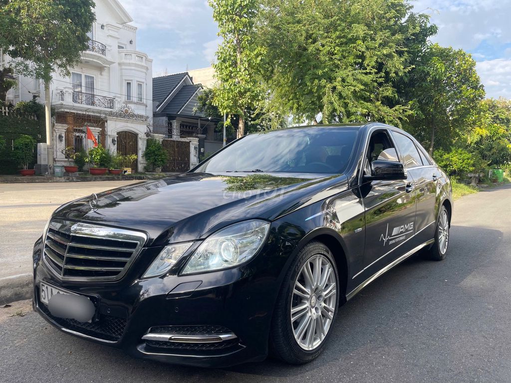 Mercedes-Benz - ảnh 1