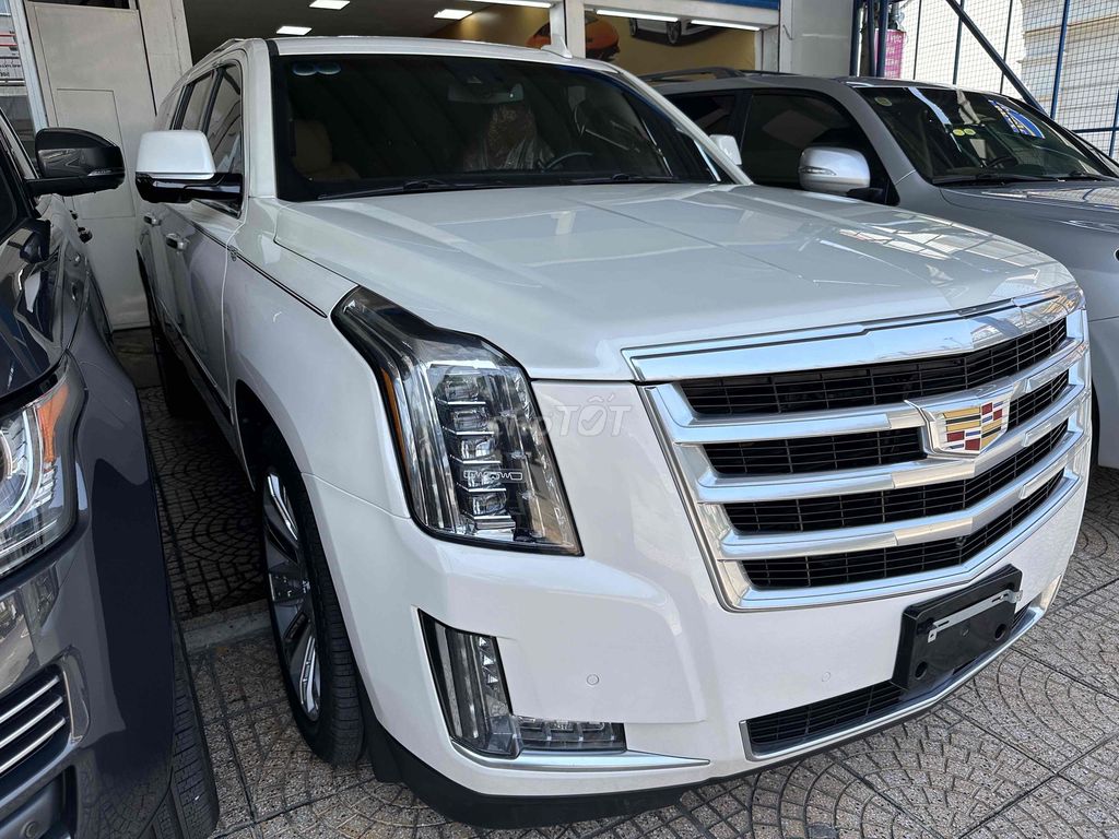 Cadillac 2016 - ảnh 2