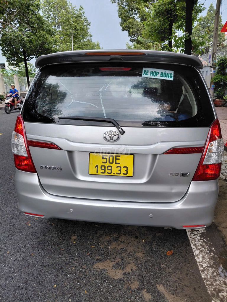 Toyota Innova 2.0E 2015 - ảnh 4