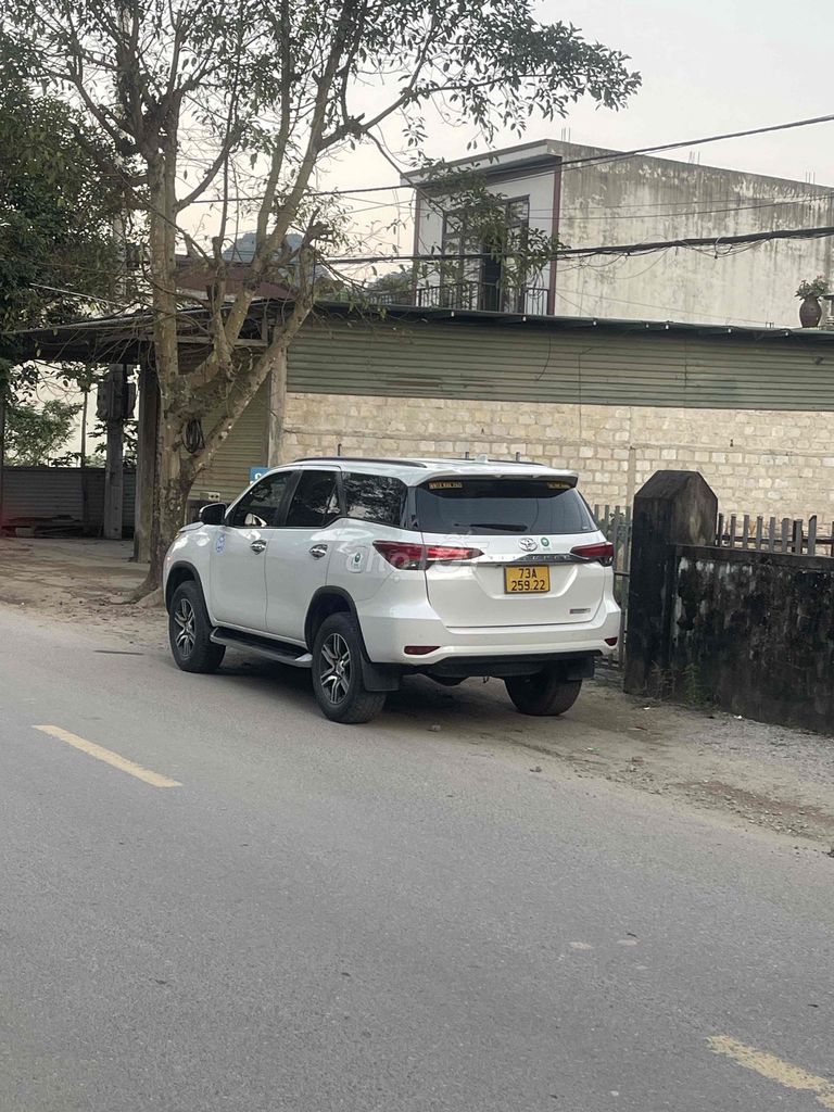 Toyota Fortuner 2022 - ảnh 4