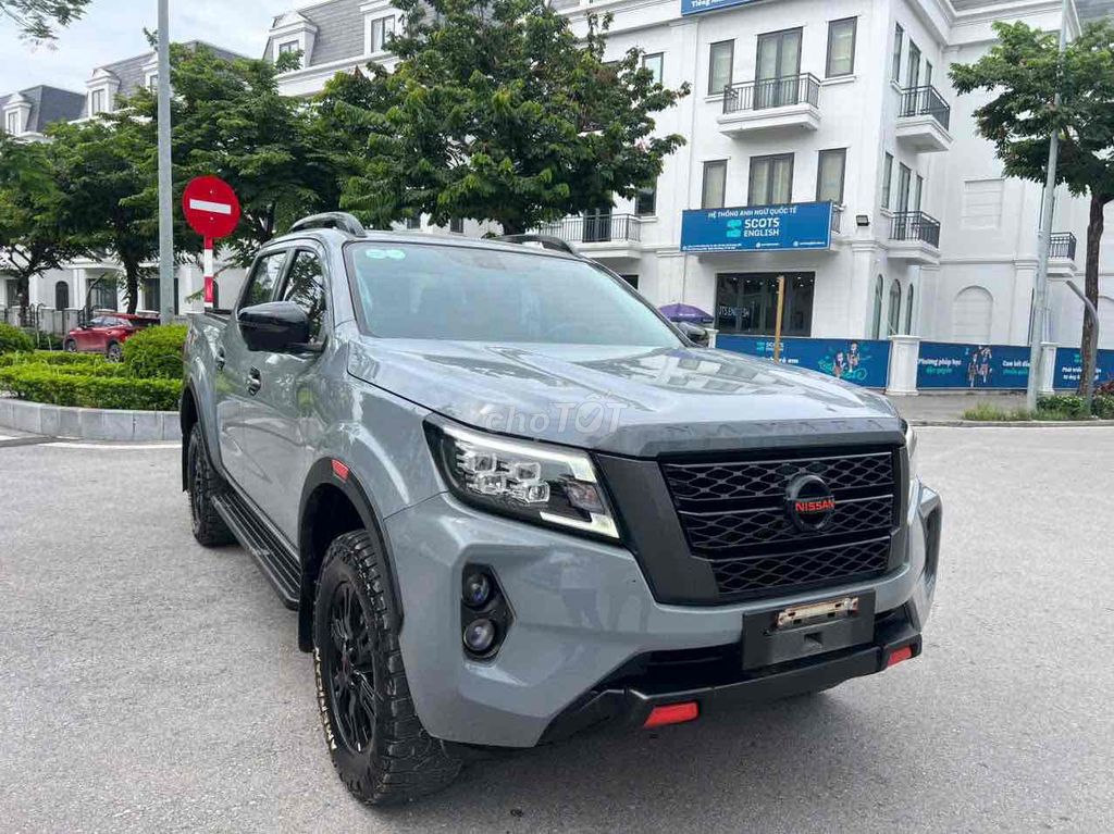 Nissan Navara 2022 - ảnh 2