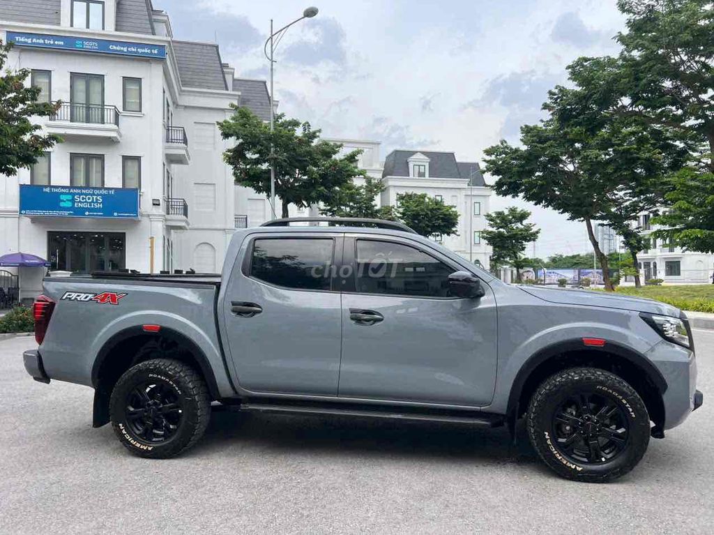 Nissan Navara 2022 - ảnh 3