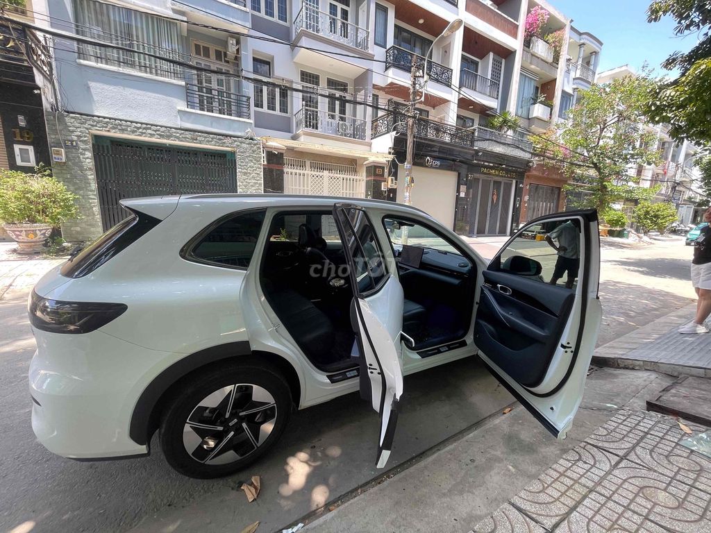 Geely 2025 - ảnh 3