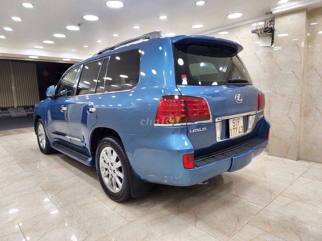 Lexus LX 570 2009 - ảnh 2