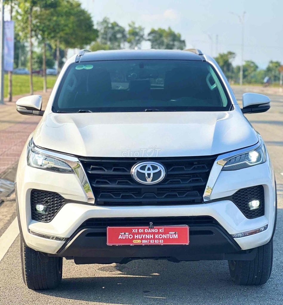 Toyota Fortuner 2021 - ảnh 1