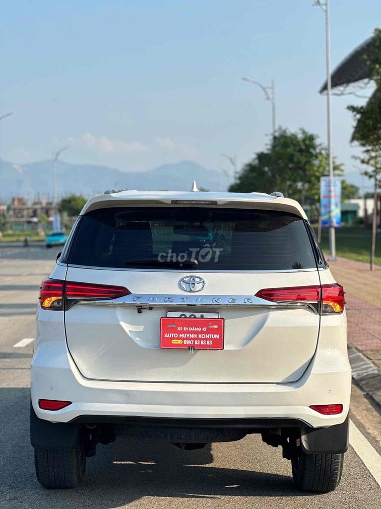 Toyota Fortuner 2021 - ảnh 2