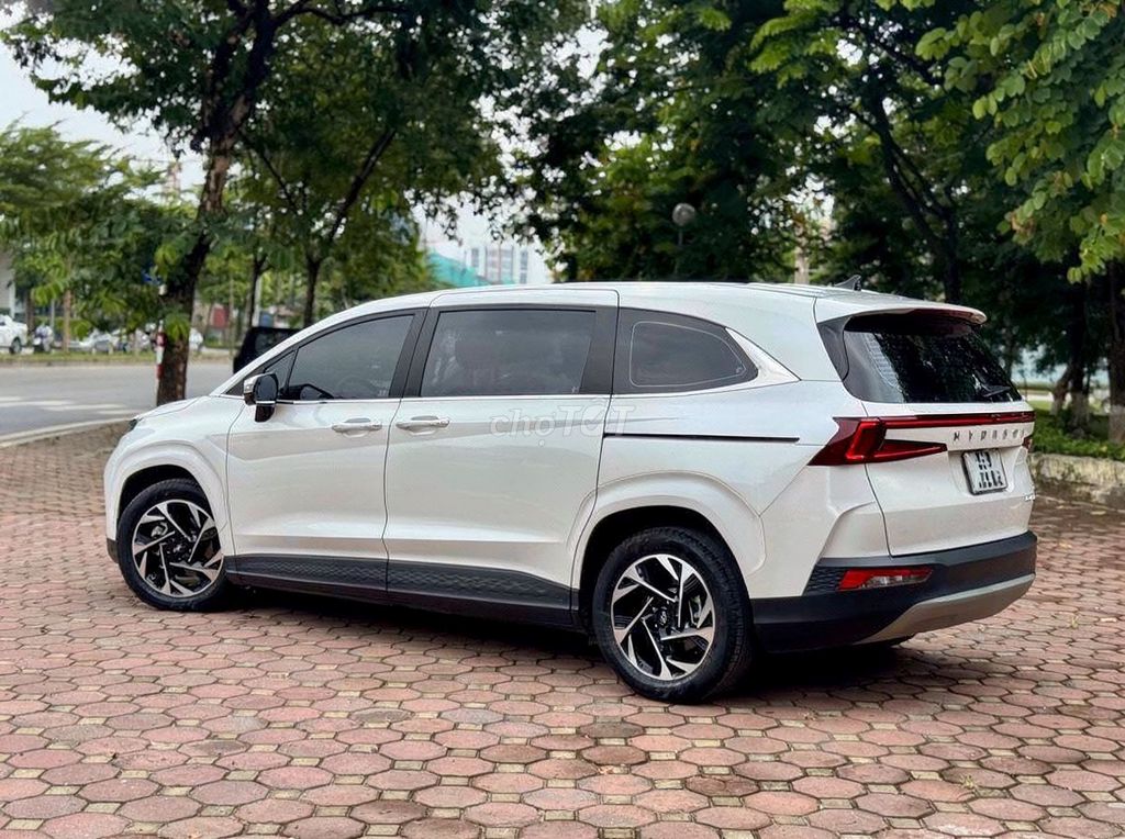 Hyundai Custin Cao Cấp 2.0T 2024 - ảnh 1