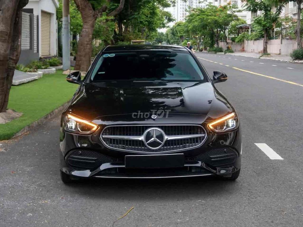 Mercedes-Benz 2023 - ảnh 1