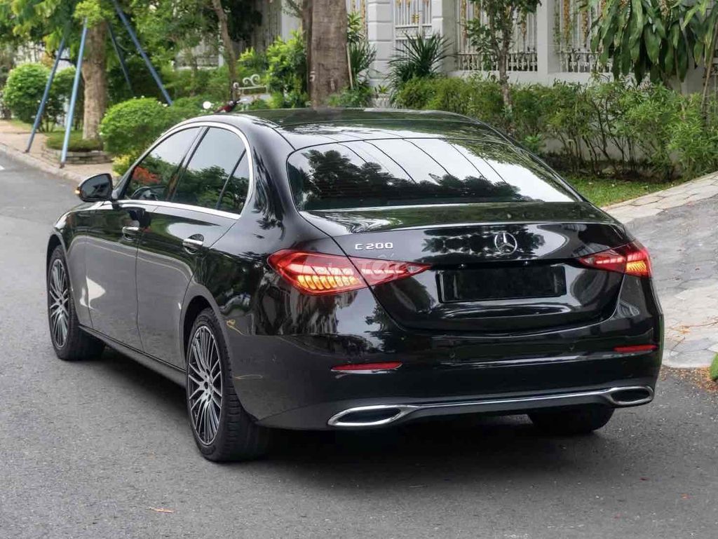 Mercedes-Benz 2023 - ảnh 5