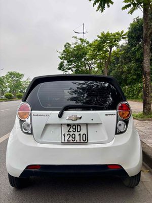 Chevrolet Spark 2011 - ảnh 1