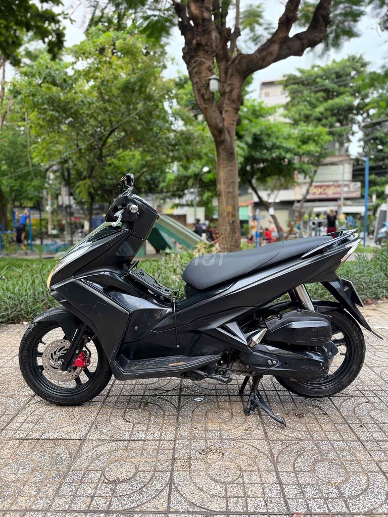 Honda Air Blade 2013 - ảnh 2