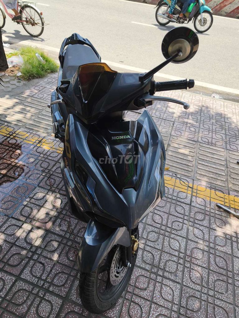 Honda Air Blade 2021 - ảnh 1