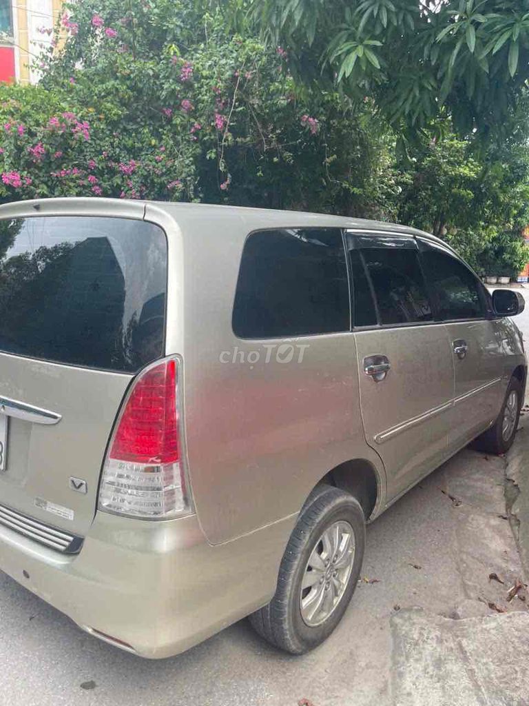 Toyota Innova 2008 - ảnh 1