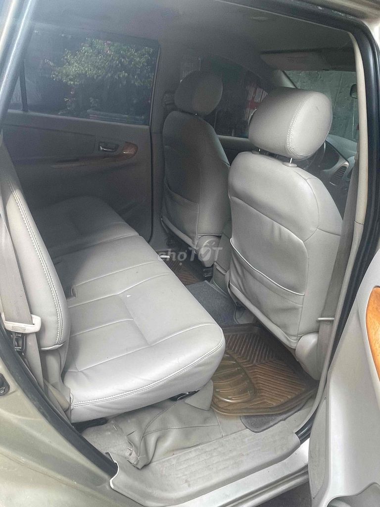 Toyota Innova 2008 - ảnh 3