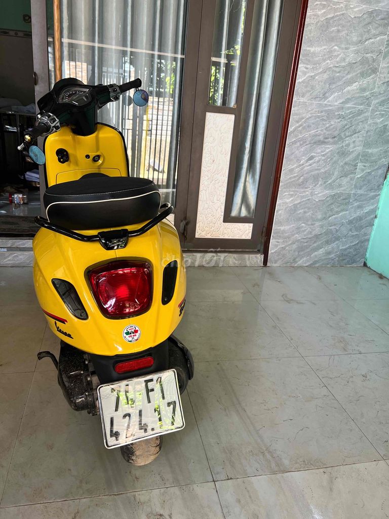 Piaggio Vespa 2022 - ảnh 1