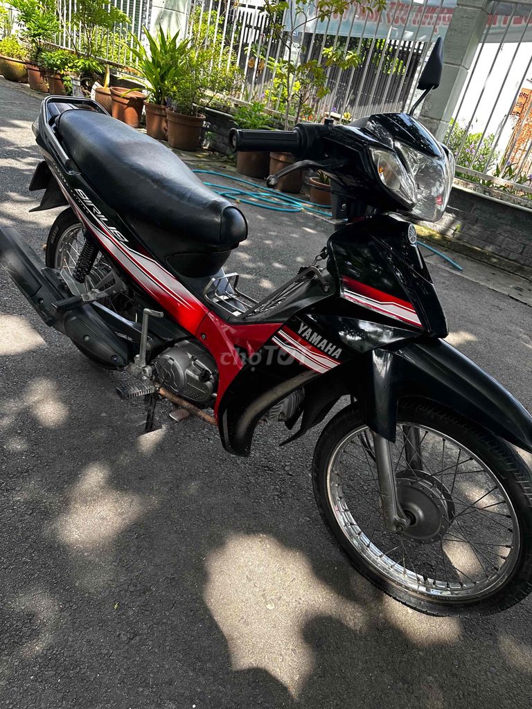 Yamaha Sirius 2011 - ảnh 2