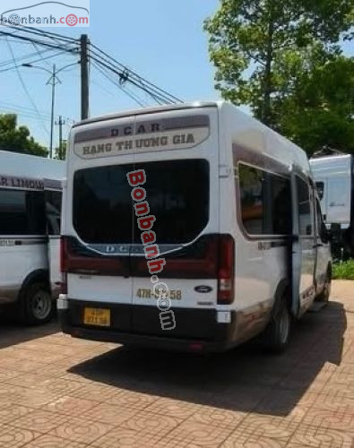 Ford Transit Limousine 2025 - ảnh 2