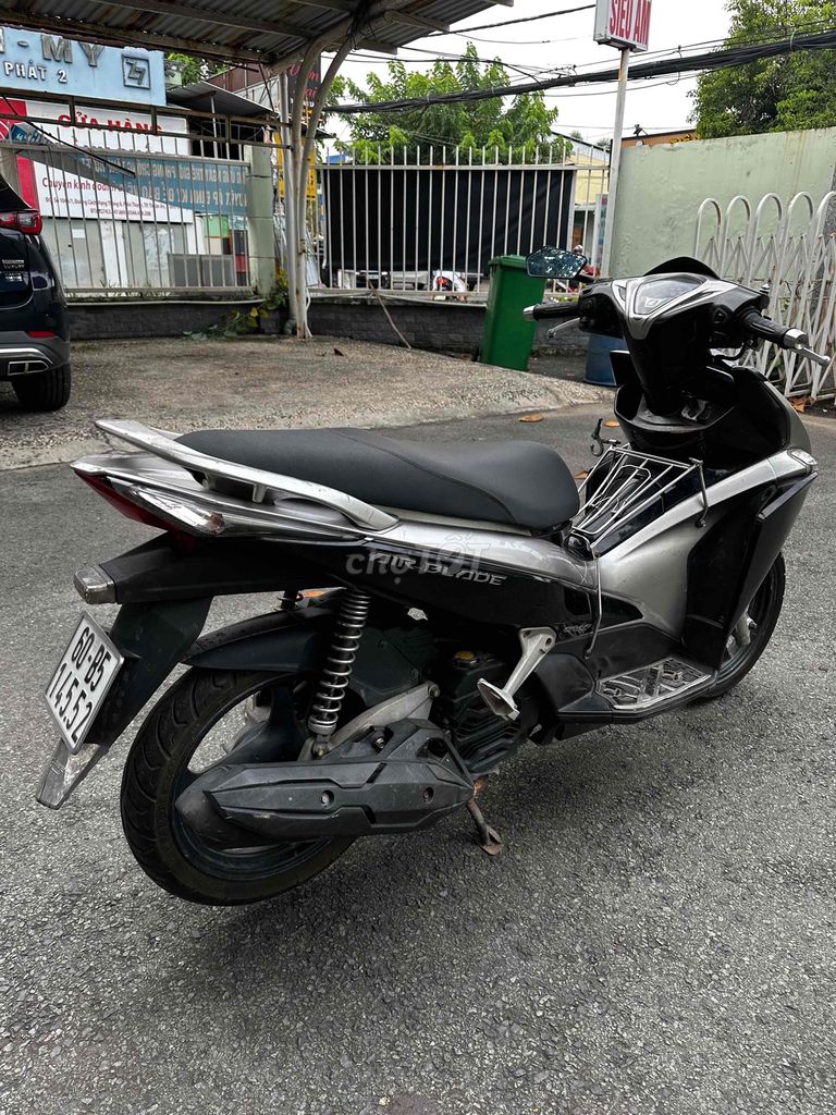 Honda Air Blade 2012 - ảnh 3