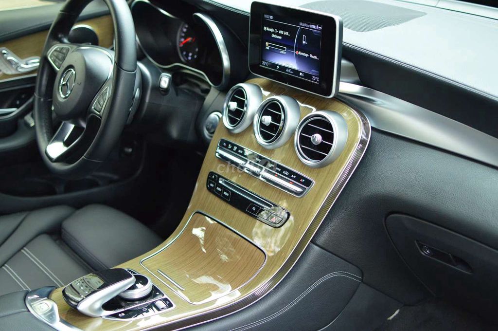 Mercedes-Benz GLC - ảnh 4