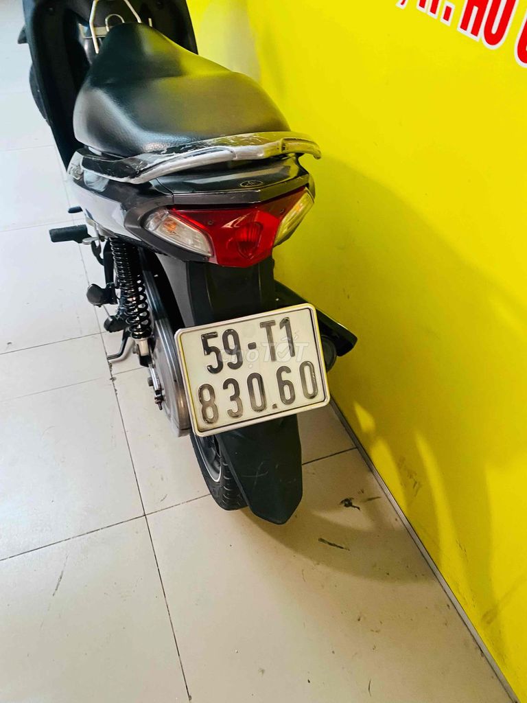 Yamaha Sirius 2015 - ảnh 5