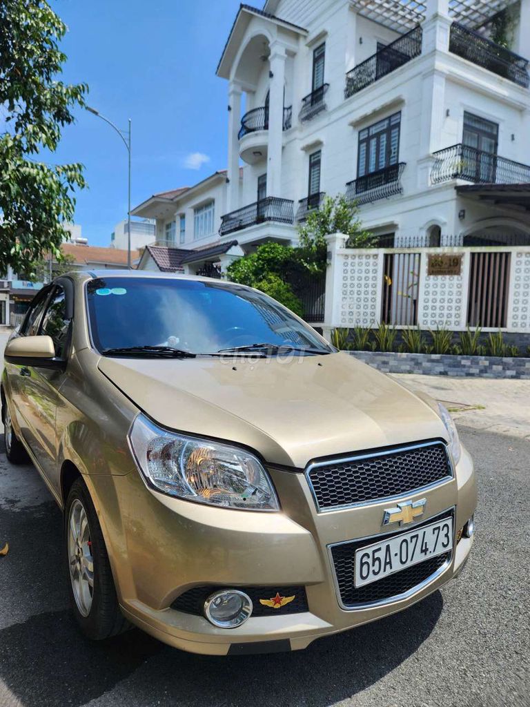 Chevrolet Aveo 2015 - ảnh 1