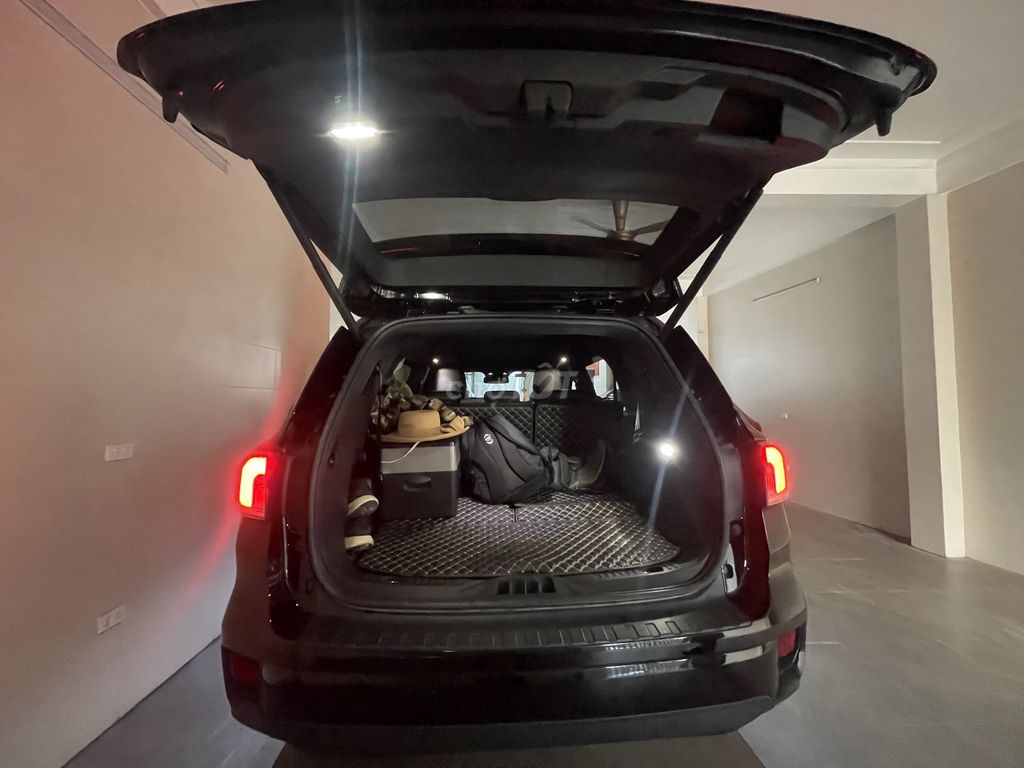 Ford Everest 2023 - ảnh 2
