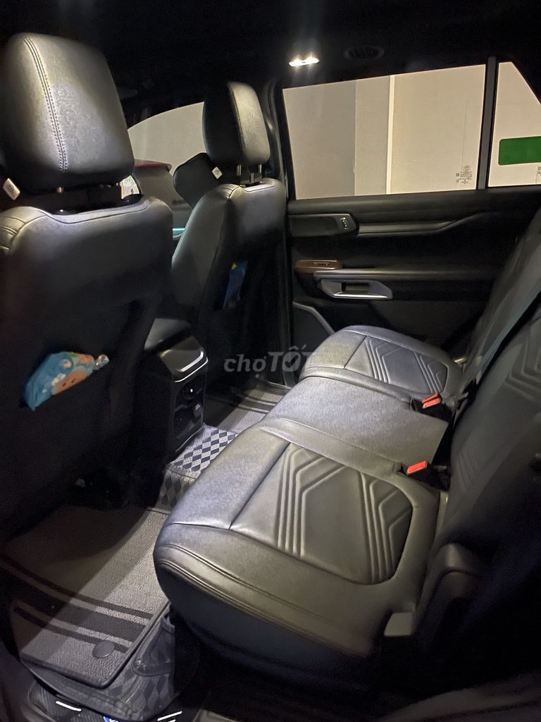 Ford Everest 2023 - ảnh 3