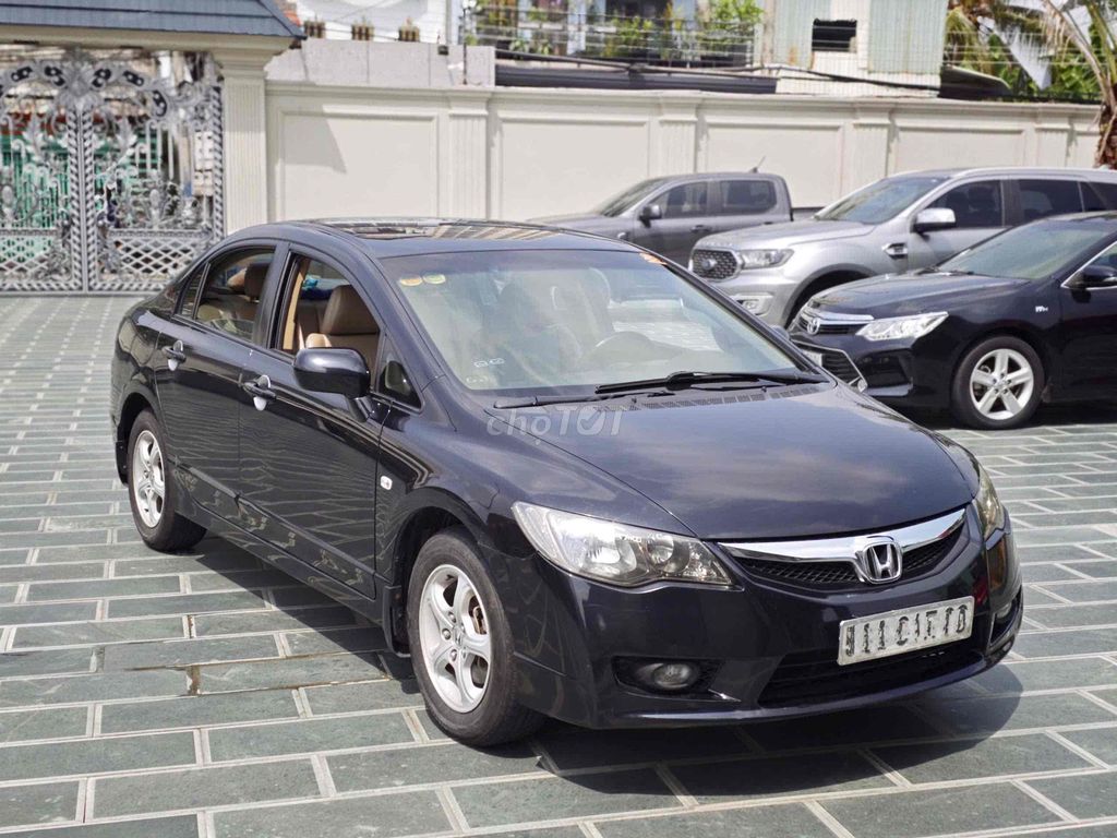Honda Civic 2010 - ảnh 3