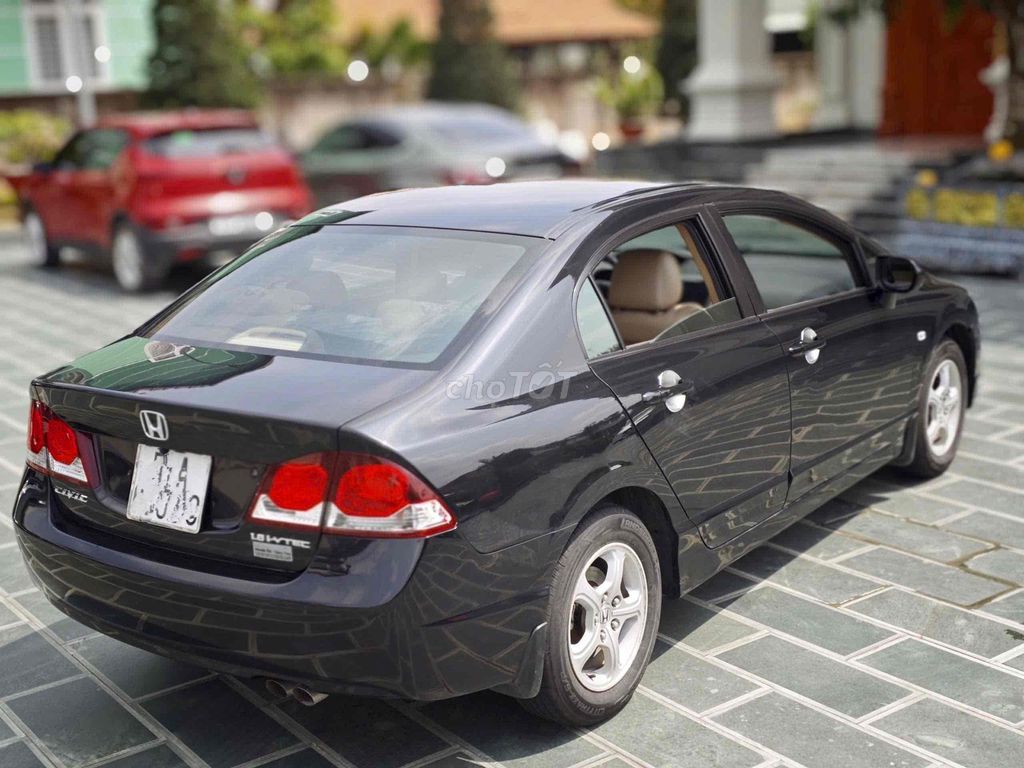 Honda Civic 2010 - ảnh 4