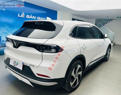 VinFast VF8 Eco AWD 2023 - ảnh 3