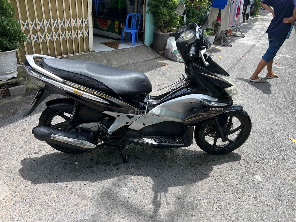 xe 2010 - ảnh 1