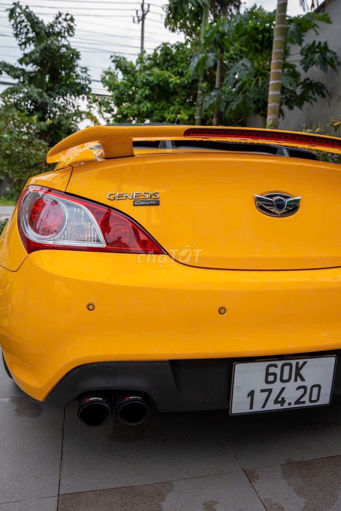 Hyundai Genesis 2011 - ảnh 4