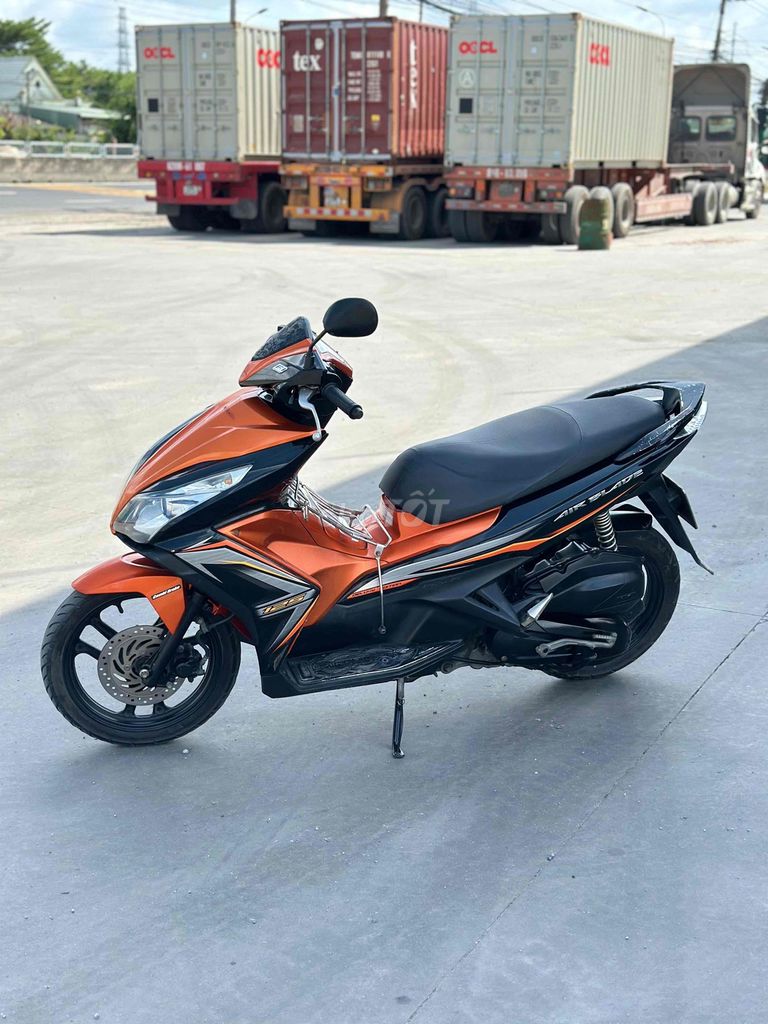 Honda Air Blade 2015 - ảnh 2